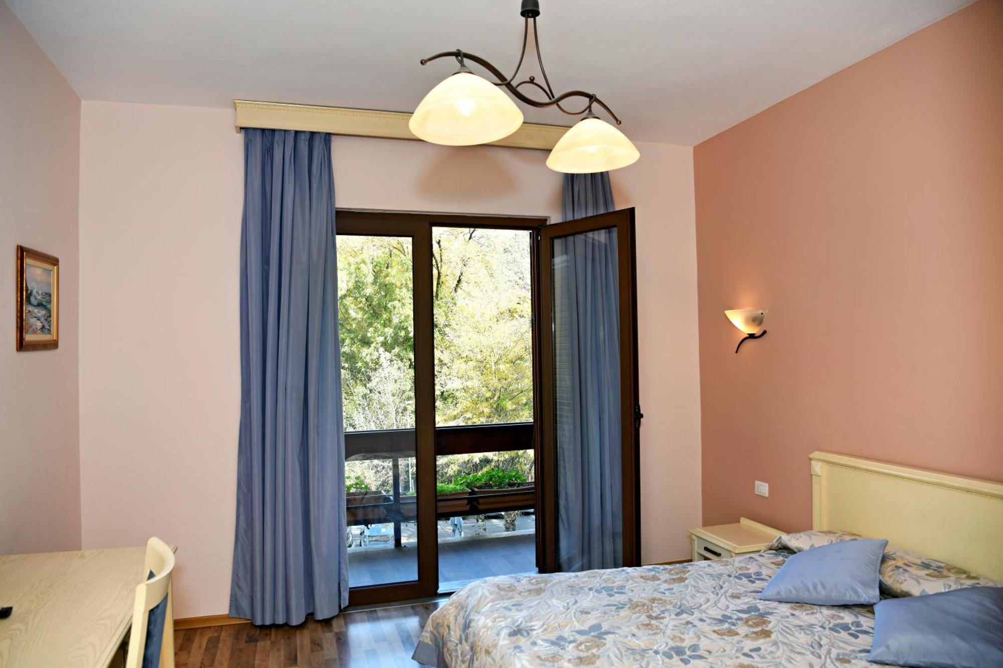 Hotel Restaurant Dreri Τίρανα Εξωτερικό φωτογραφία